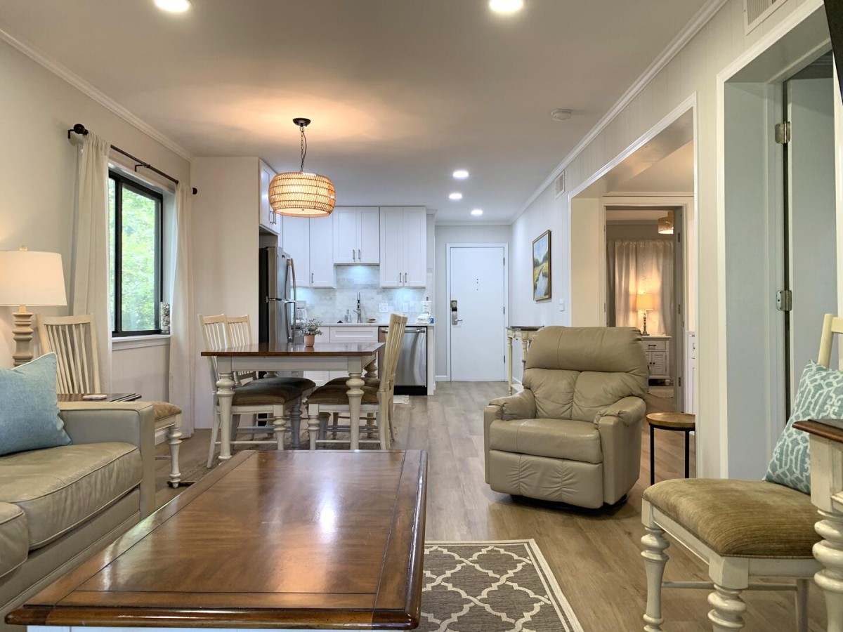 HHI Beach & Tennis Resort-Tennis Villas A12-image-1