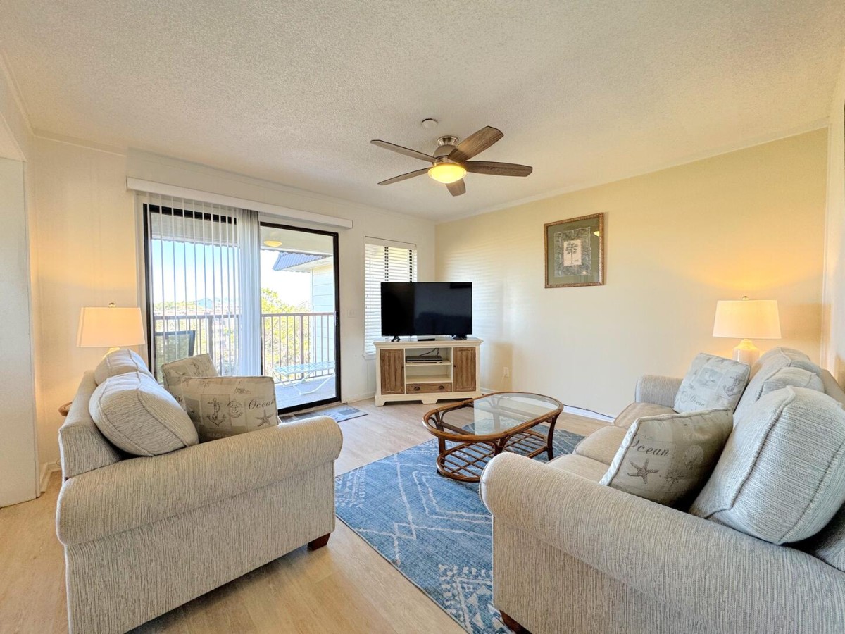 HHI Beach & Tennis Resort-Admiral's Row 432-image-1