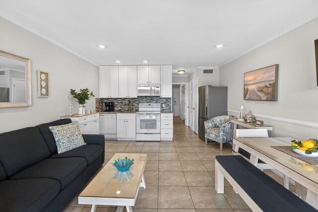 HHI Beach & Tennis Resort-Ocean Villas C356-image-1