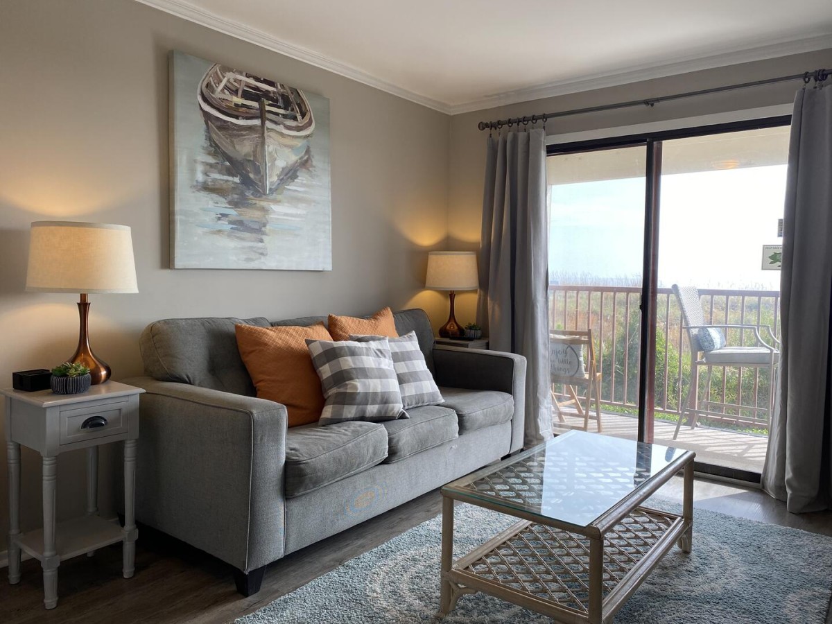 HHI Beach & Tennis Resort-Admiral's Row 106-image-1