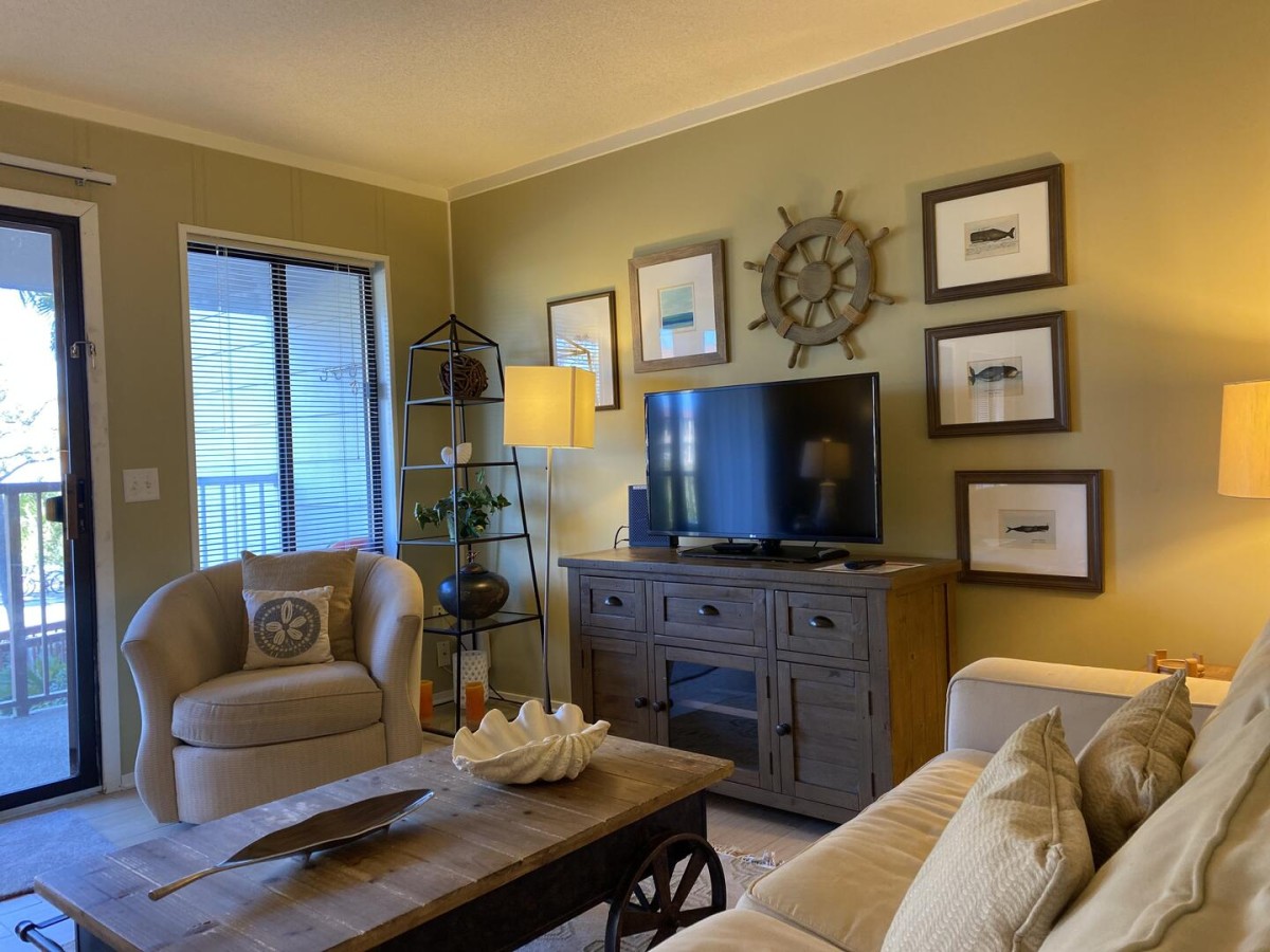 HHI Beach & Tennis Resort-Admiral's Row 124-image-1