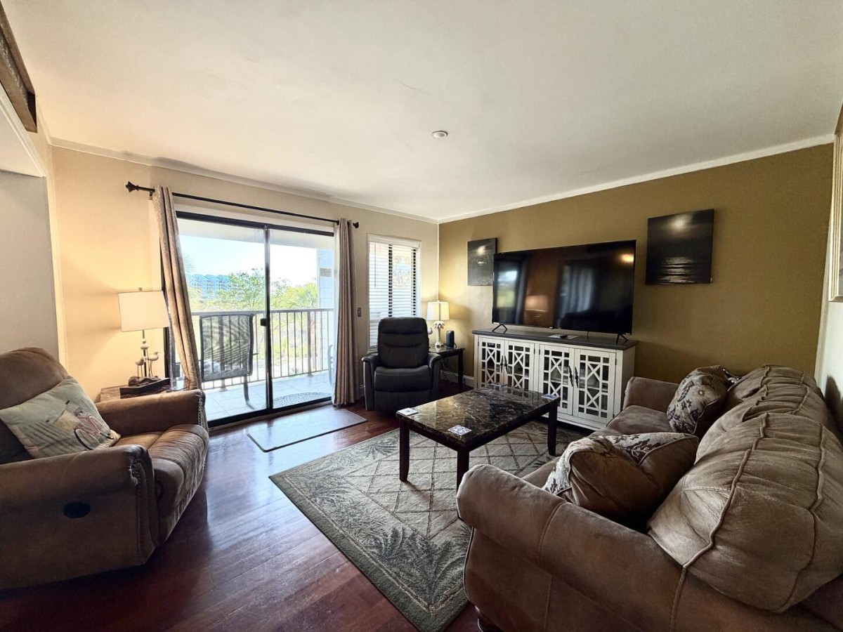 HHI Beach & Tennis Resort-Admiral's Row 222-image-1
