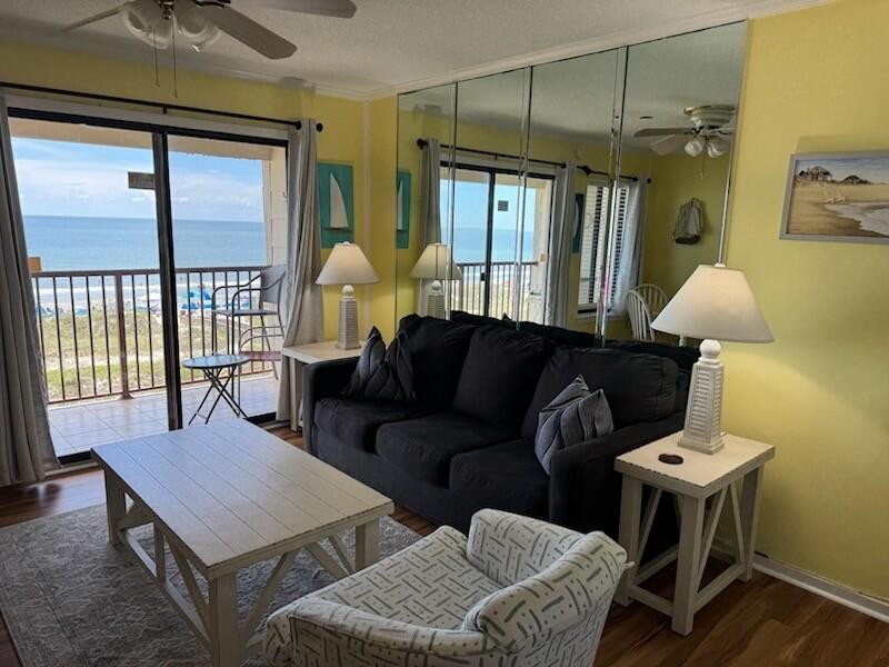 HHI Beach & Tennis Resort-Admiral's Row 403-image-1