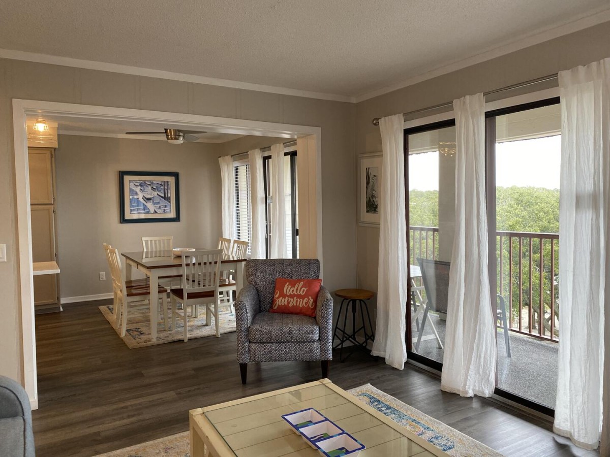 HHI Beach & Tennis Resort-Admiral's Row 420-image-1