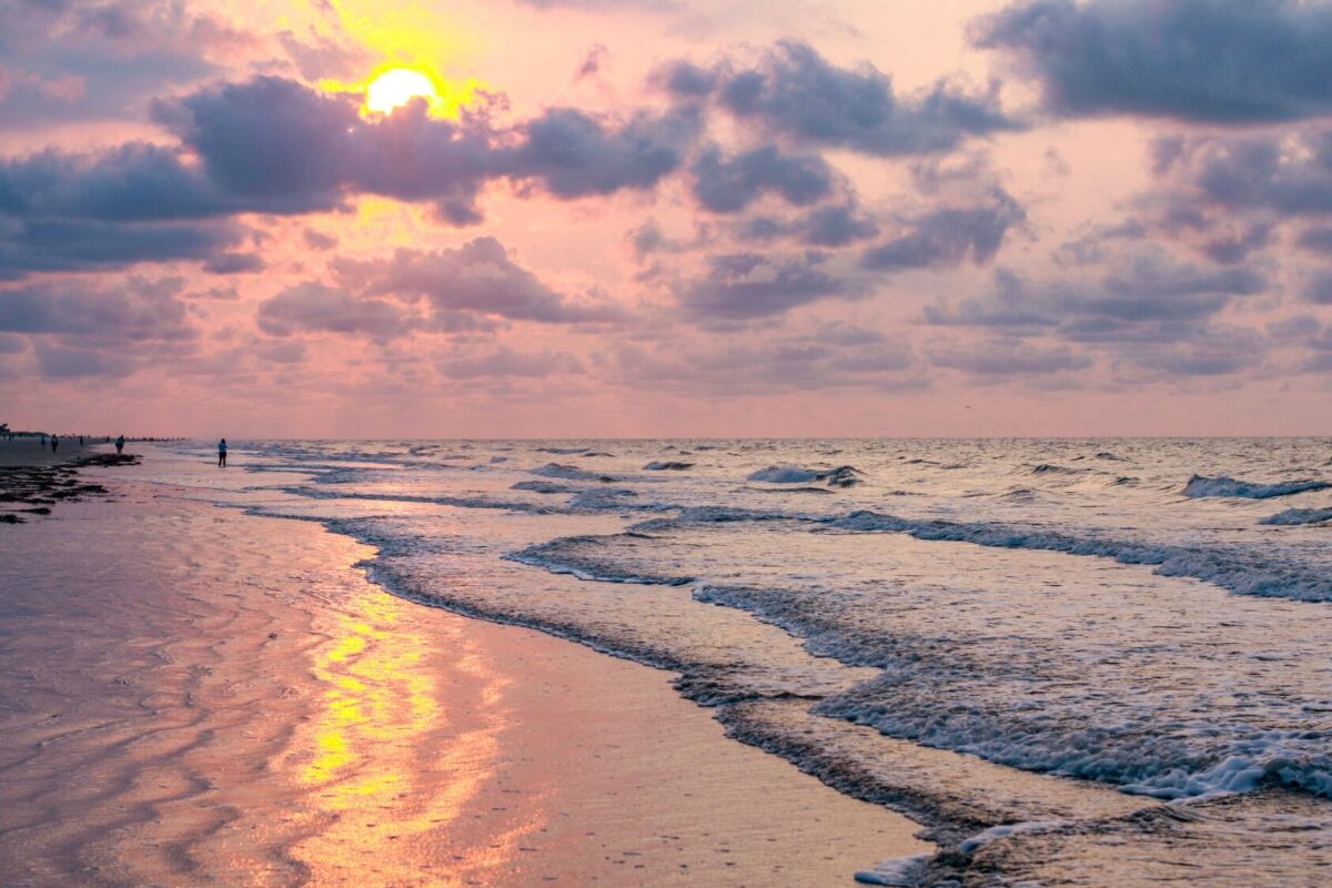sunset on hhi beach